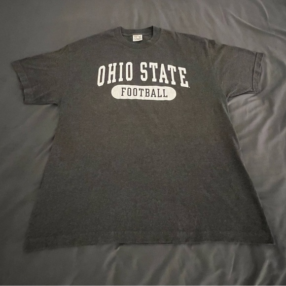 Ohio State Buckeyes NCAA college Football t-shirt - Picture 1 of 4